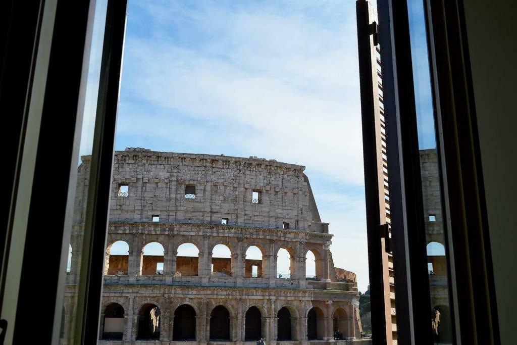 로마 Jacuzzi In Front Of The Colosseum 아파트 외부 사진